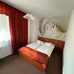 Europa és étterem Szálloda 3*