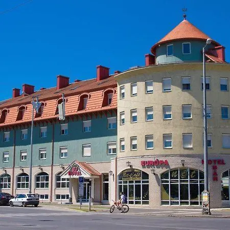 Europa és étterem Szálloda
