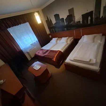 Europa és étterem Szálloda 3*