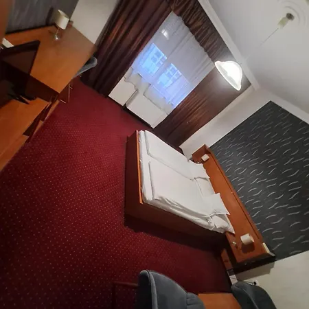 Europa és étterem 3*