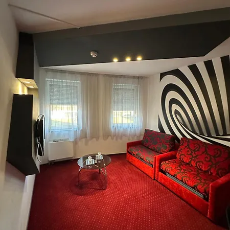 Europa és étterem Hotel 3*