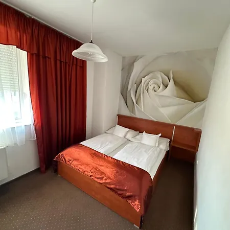 Europa és étterem Hotel 3*