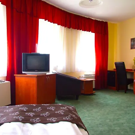 Szálloda Europa és étterem 3*
