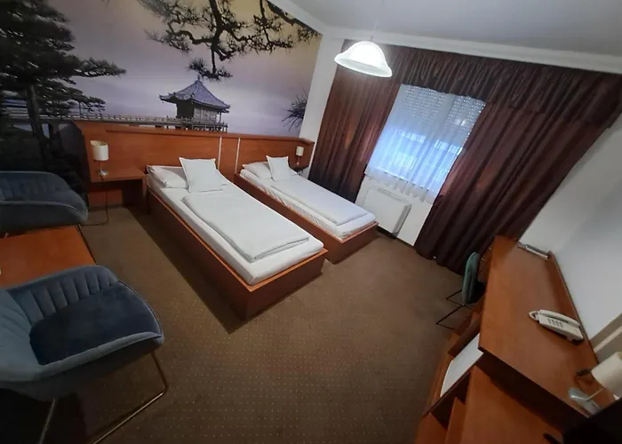 Europa és étterem Szálloda